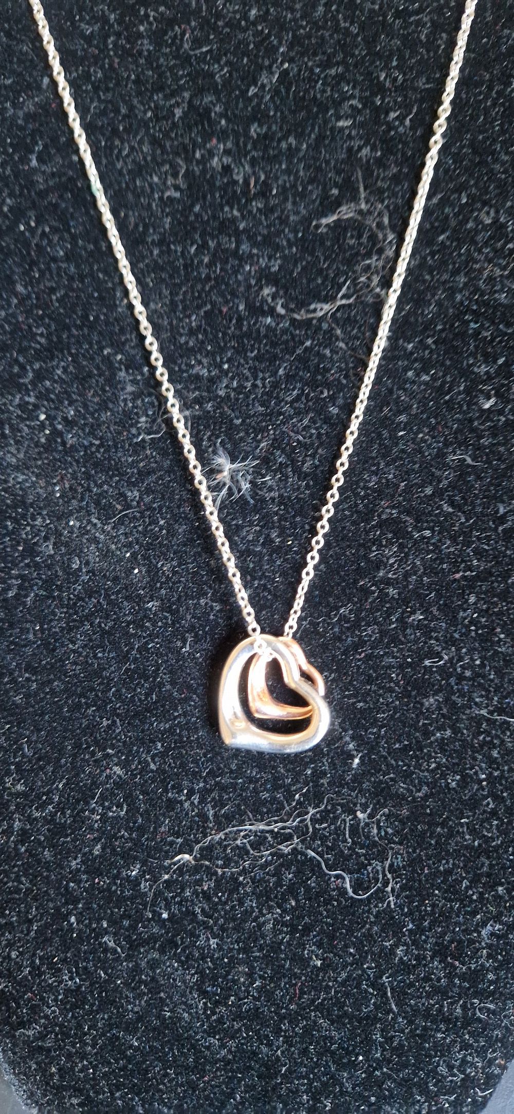 Lot 198: Fashion neckless