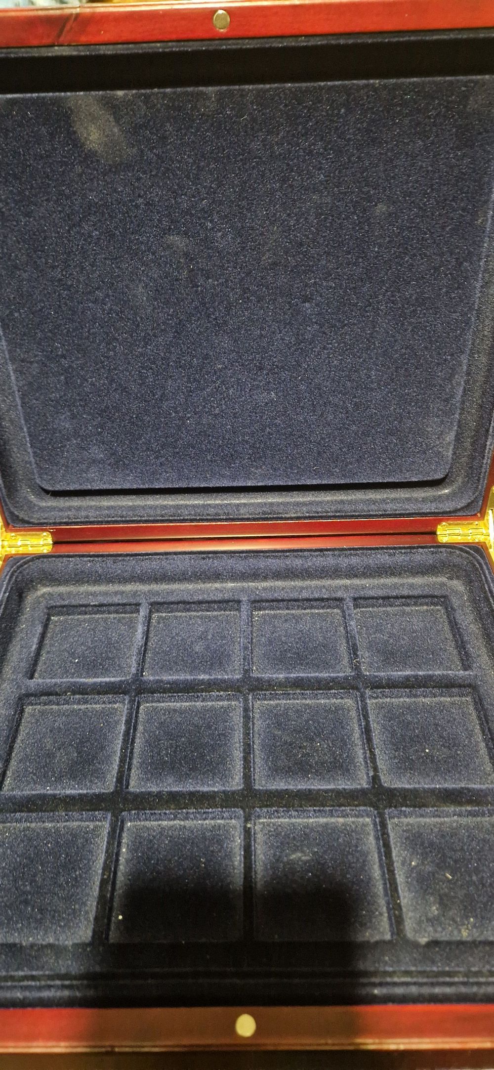 Lot 235: Coin box