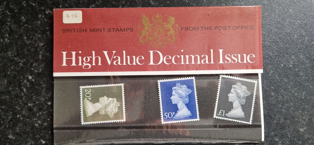 Lot 245: Mint stamps