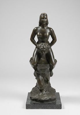 Scultura in bronzo a tutto tondo rappresentante nudo femminile su figura maschile cm 62x22. L’ope 