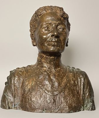 Bronzo raffigurante un busto di donna intellettuale cm 43x43. Questa scultura in bronzo 