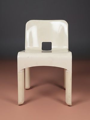 Sedia Vintage Anni '70 Crema – Design Modernariato Italiano. Bellissima sedia originale degli 