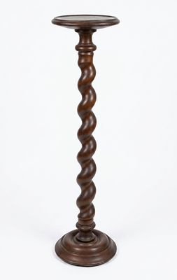 Colonna porta-vaso (Gueridon) con fusto a tortiglione
Legno di noce. Colonna porta-vaso 