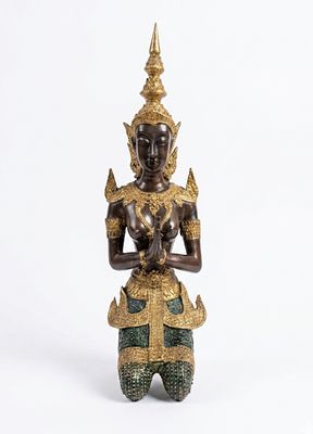 Scultura in bronzo raffigurante un Thepanom XX sec cm 20. Pregevole scultura in bronzo 