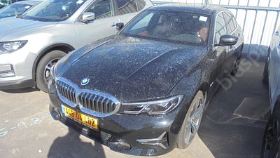 ב.מ.וו. 330e מודל 2021. 77,042 ק"מ