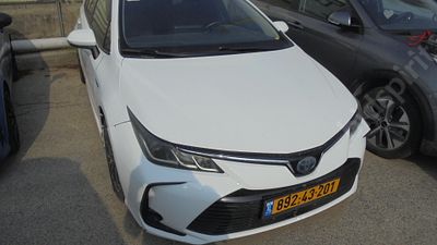 טויוטה קורולה מודל 2019. 200,972 ק"מ