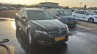 סקודה סופרב החדשה מודל 2017. 186,713 ק"מ