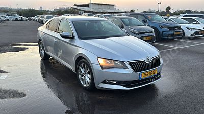 סקודה סופרב מודל 2018. 179,948 ק"מ