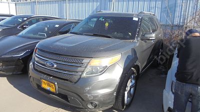 פורד אקספלורר מודל 2014. 259,789 ק"מ