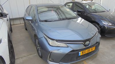 טויוטה קורולה מודל 2019. 170,376 ק"מ, יד רביעית. מחיר מחירון: ₪95,000. תיבת הילוכים: אוטומטי 