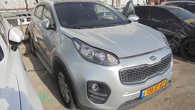 קיה ספורטאז מודל 2018. 177,986 ק"מ, יד שלישית. מחיר מחירון: ₪68,000. תיבת הילוכים: אוטומטי
צבע: 