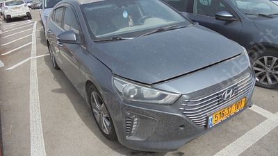 יונדאי איוניק מודל 2018. 377,266 ק"מ, יד שנייה. מחיר מחירון: ₪73,720. תיבת הילוכים: אוטומטי 