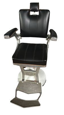 Barber's Chair Aluminium Italy 1960s. Poltrona da barbiere in alluminio Italia anni '60
