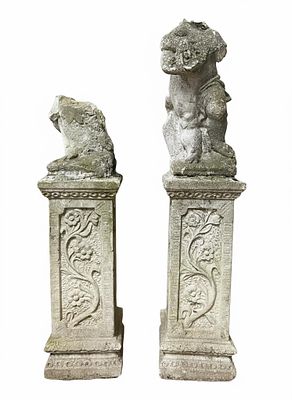 PAIR OF PUTTI/CLASSICAL FIGURES: Monumental Sculptures in Recomposed Stone, Outdoor Decoration. L 