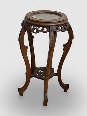 Gueridon Portavaso in Legno Esotico Intagliato di gusto orientale. Elegante tavolino portavaso 