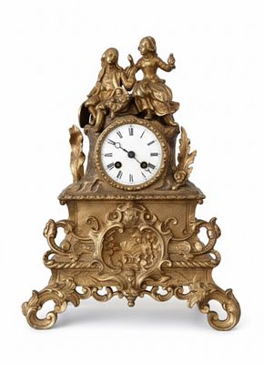 Orologio da Tavolo "Scena Galante" in Bronzo Dorato – Gusto Rococ&ograve; – XIX Secolo cm . Elegante 