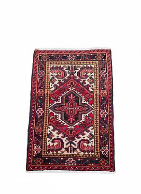 Tappeto Heriz (Heros) Dimensioni: 100x75 cm. Un classico intramontabile della tradizione 