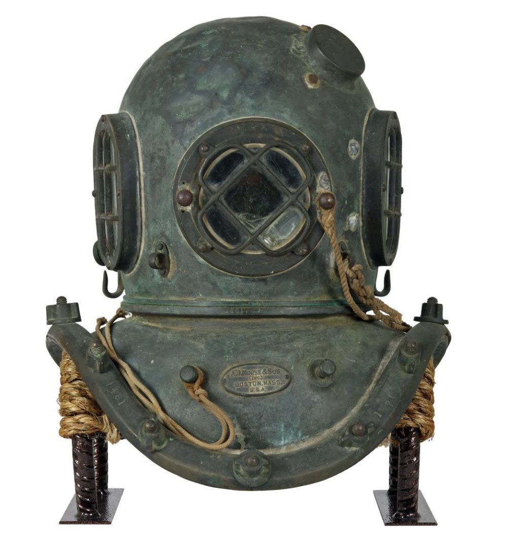 Lot 174: A.J. Morse & Son Circa 1909 Antique Diving Helmet
