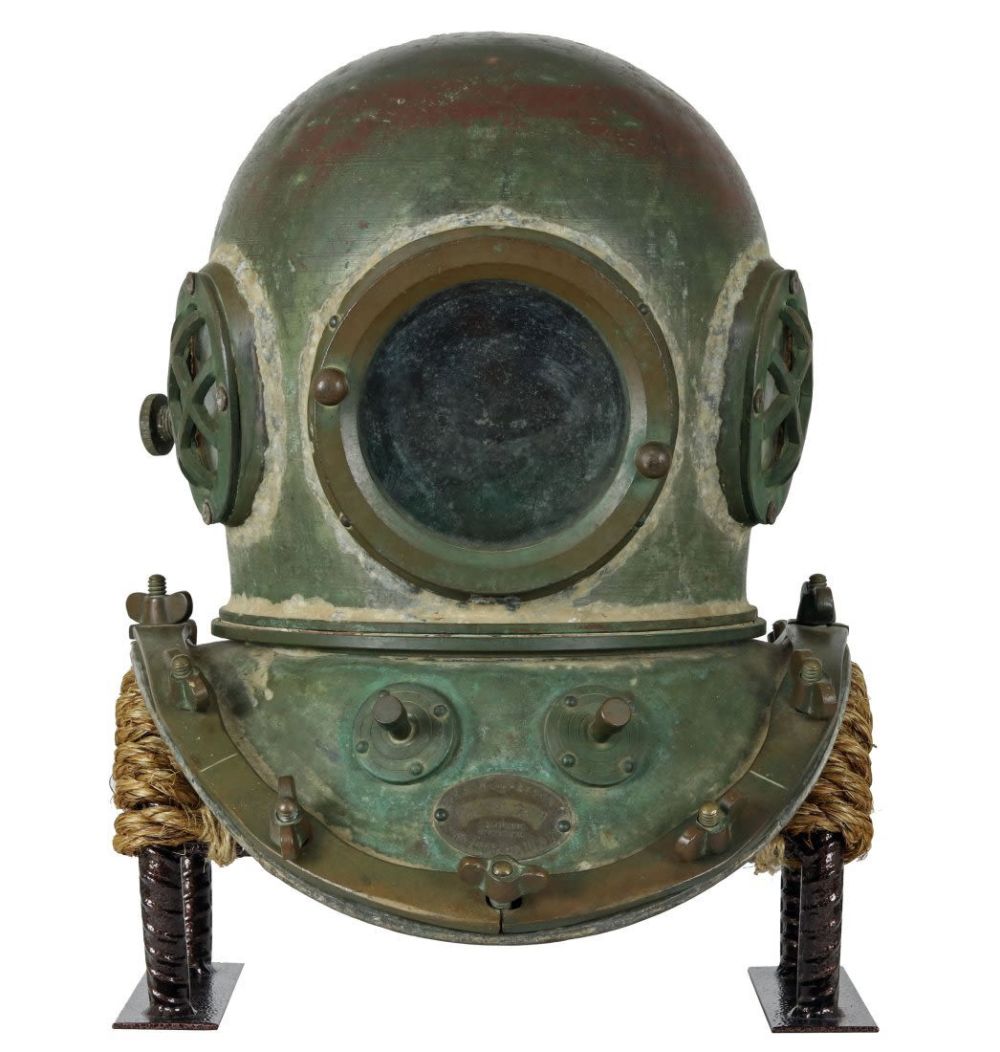 Lot 212: KIM 3 Light 12 Bolt Korean Diving Helmet