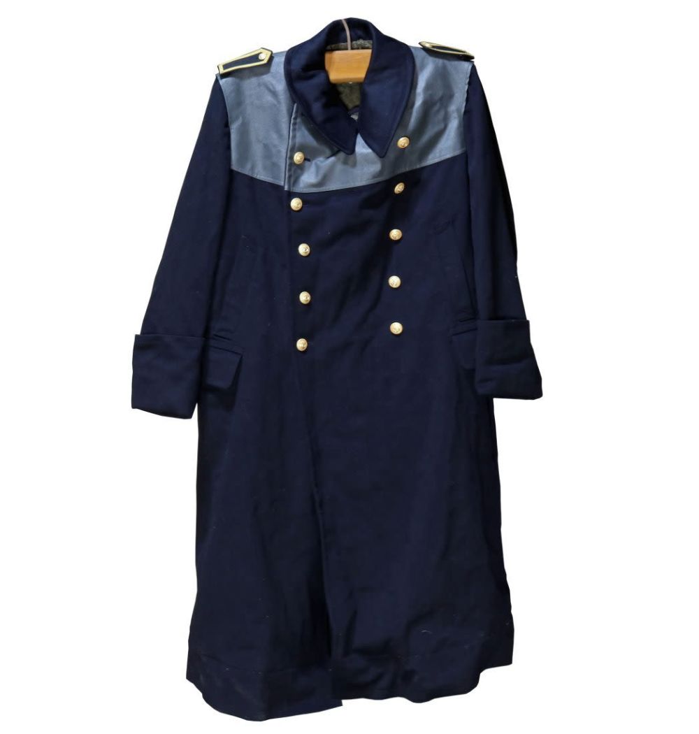 Lot 218: German Kriegsmarine Officers Winter Coat