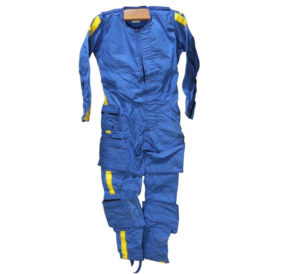 Lot 235: US Navy Mark 12 Divers Coveralls Size 2