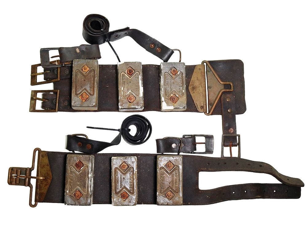 Lot 177: Mark V Weight Belt With Faux Schrader Weights
