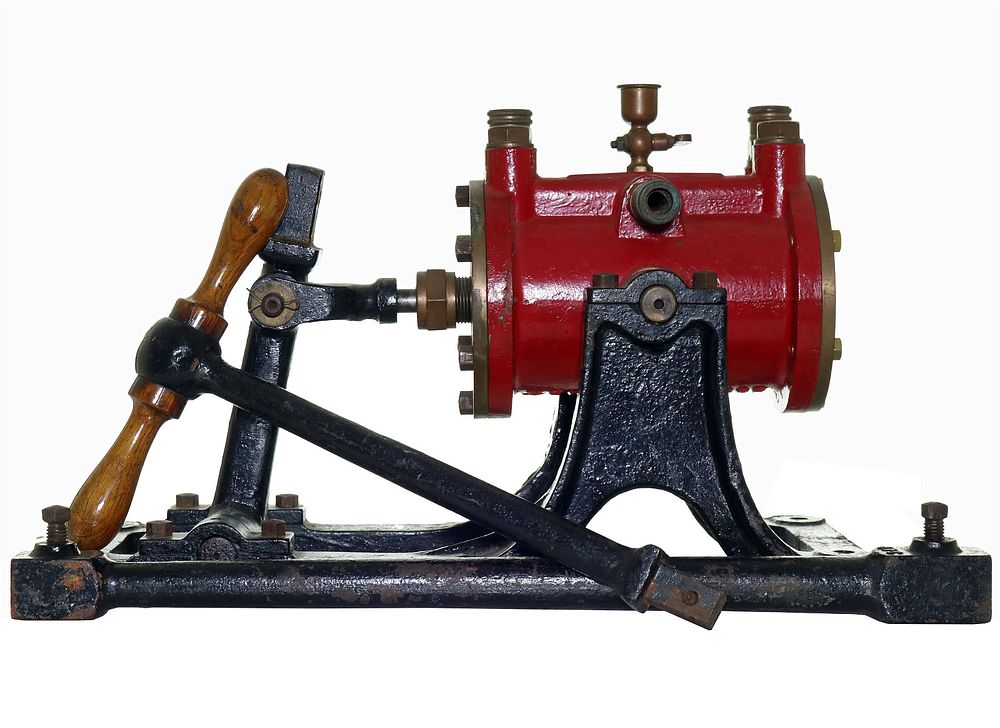 Lot 187: A.J. Morse & Son No 4 Divers Air Pump With Handle