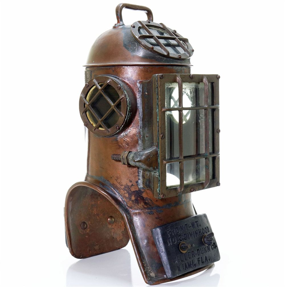 Lot 190: WW2 Miller Dunn Style 3 Shallow Water Diving Helmet
