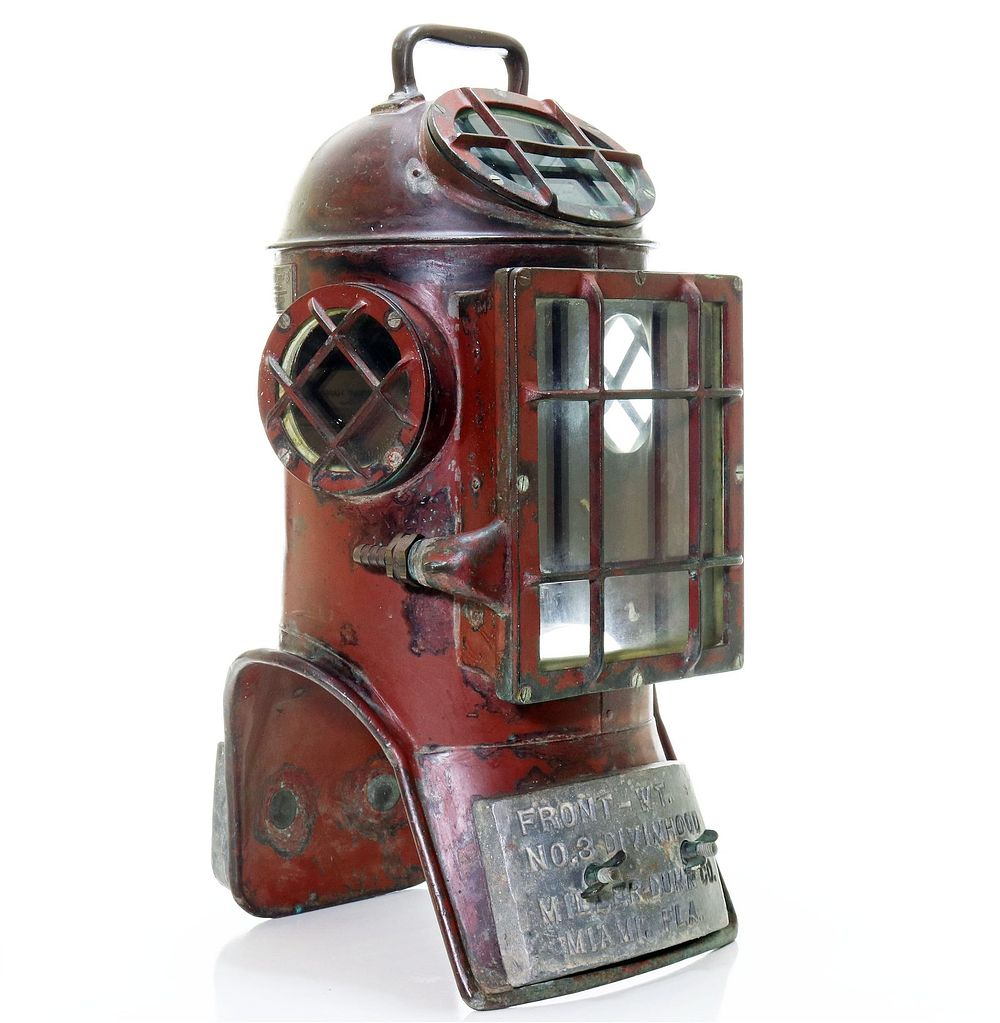 Lot 201: WW2 Miller Dunn # 3 Shallow Water Diving Helmet With USN #