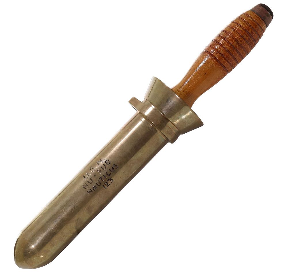 Lot 221: USS Nautilus Submarine US Navy Dive Knife