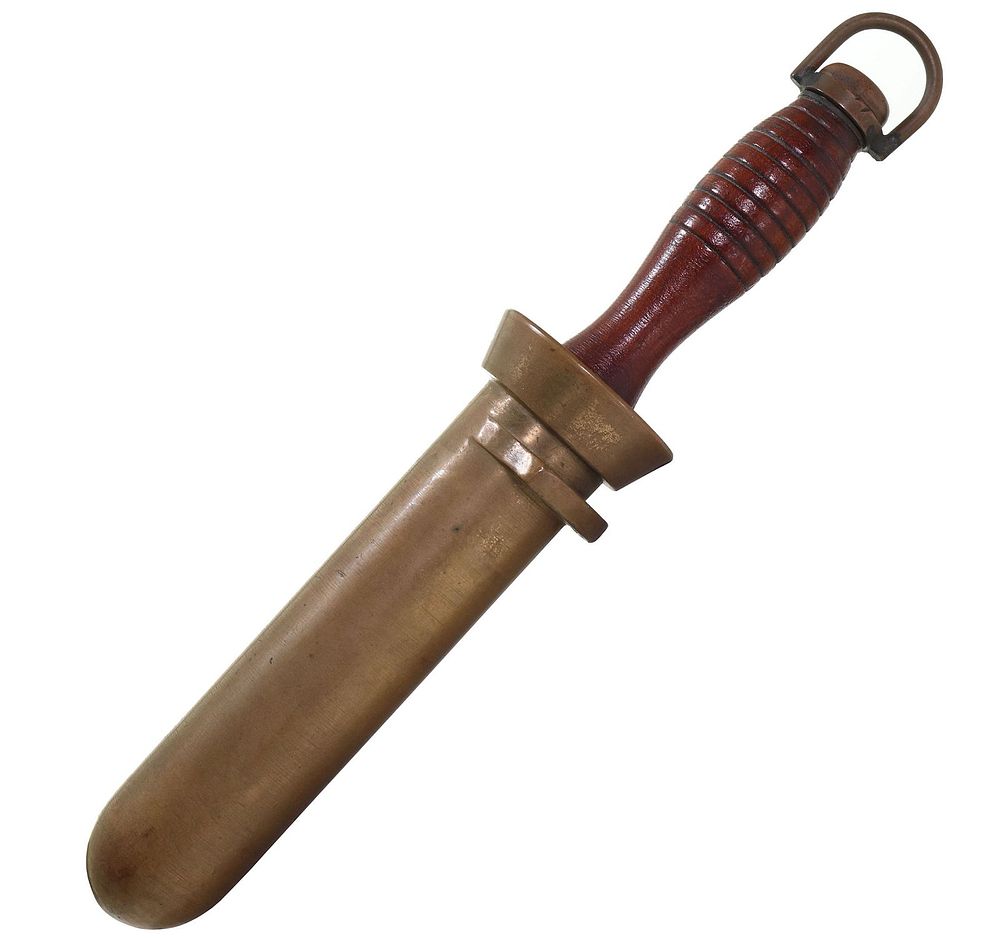 Lot 227: Rare WW2 Vince US Navy Dive Knife