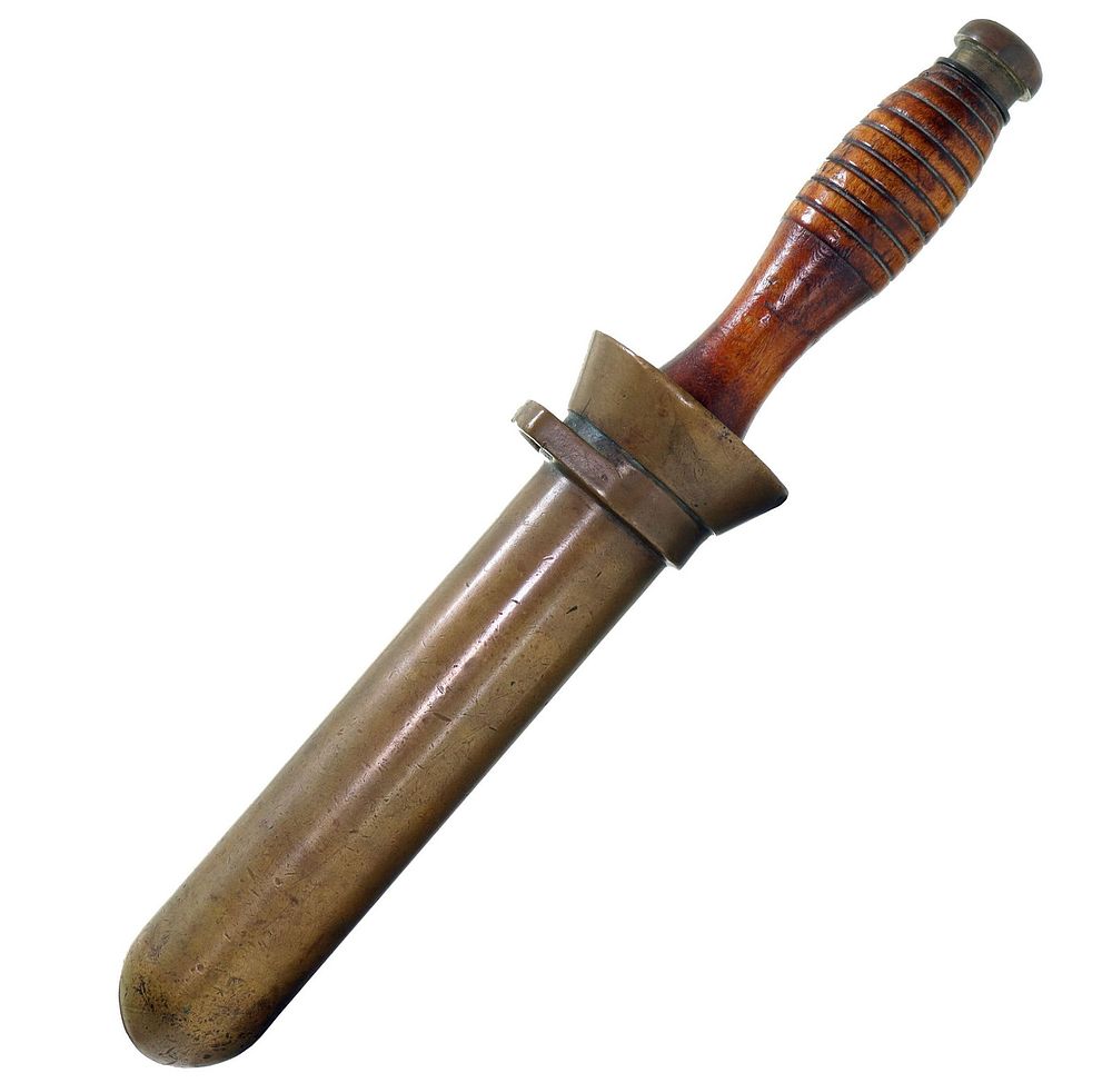 Lot 231: World War 2 Vince US Navy Dive Knife