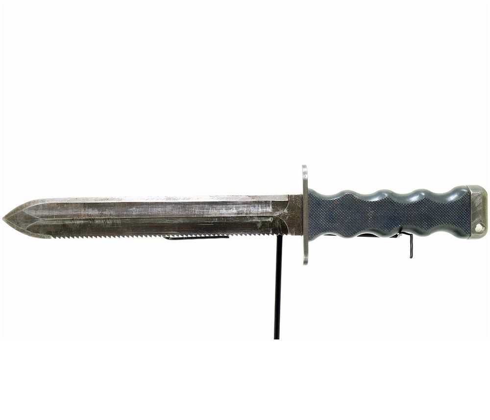 Lot 263: Rare US Navy Non-Magnetic Imperial Dive Knife