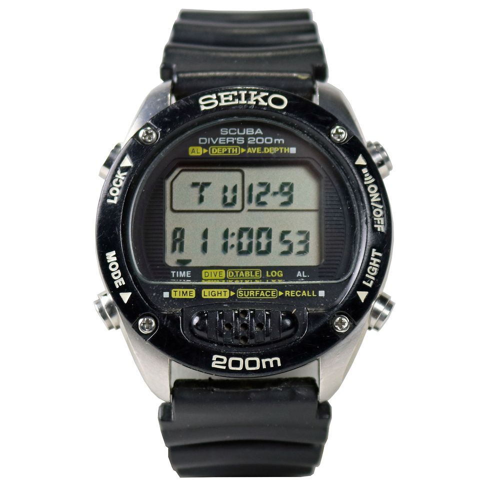 Vintage Seiko M705 Scuba Divers 200 Meter Watch. This is a classic vintage Seiko divers watch 
