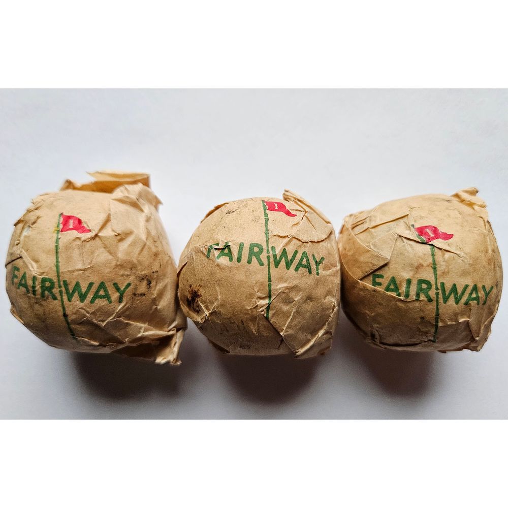 Lot 175: 3 US Rubber Fairway In Original Wrapper Mesh Pattern 1920’s Golf Balls