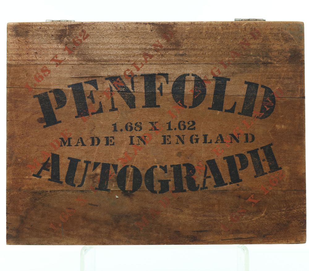 Lot 182: Penfold Autograph Wood Box With Dozen Golf Balls