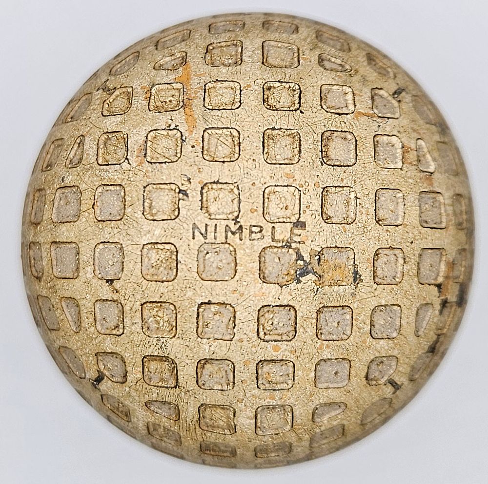 Lot 218: Spalding Nimble Mesh 1930’s Antique Golf Ball