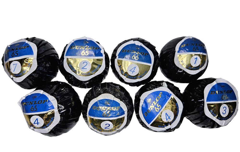 Lot 243: 8 Dunlop 65 Vintage Golf Balls In Original Wrappers