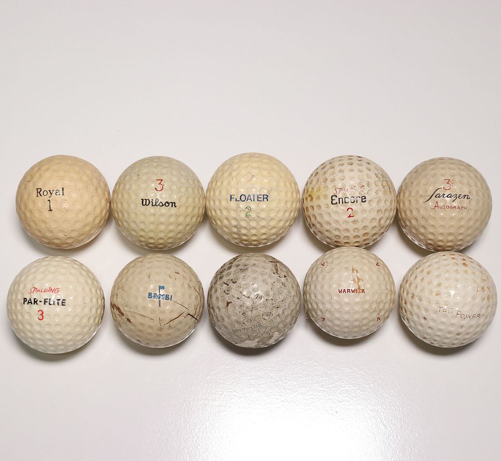 Lot 276: 10 Vintage Golf Balls 1930s to 1970s