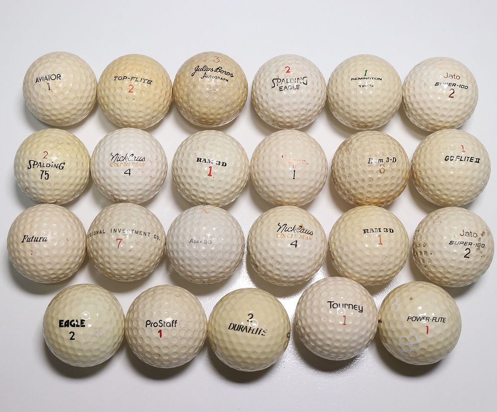Lot 278: 23 Vintage Golf Balls 1940s to 1980s