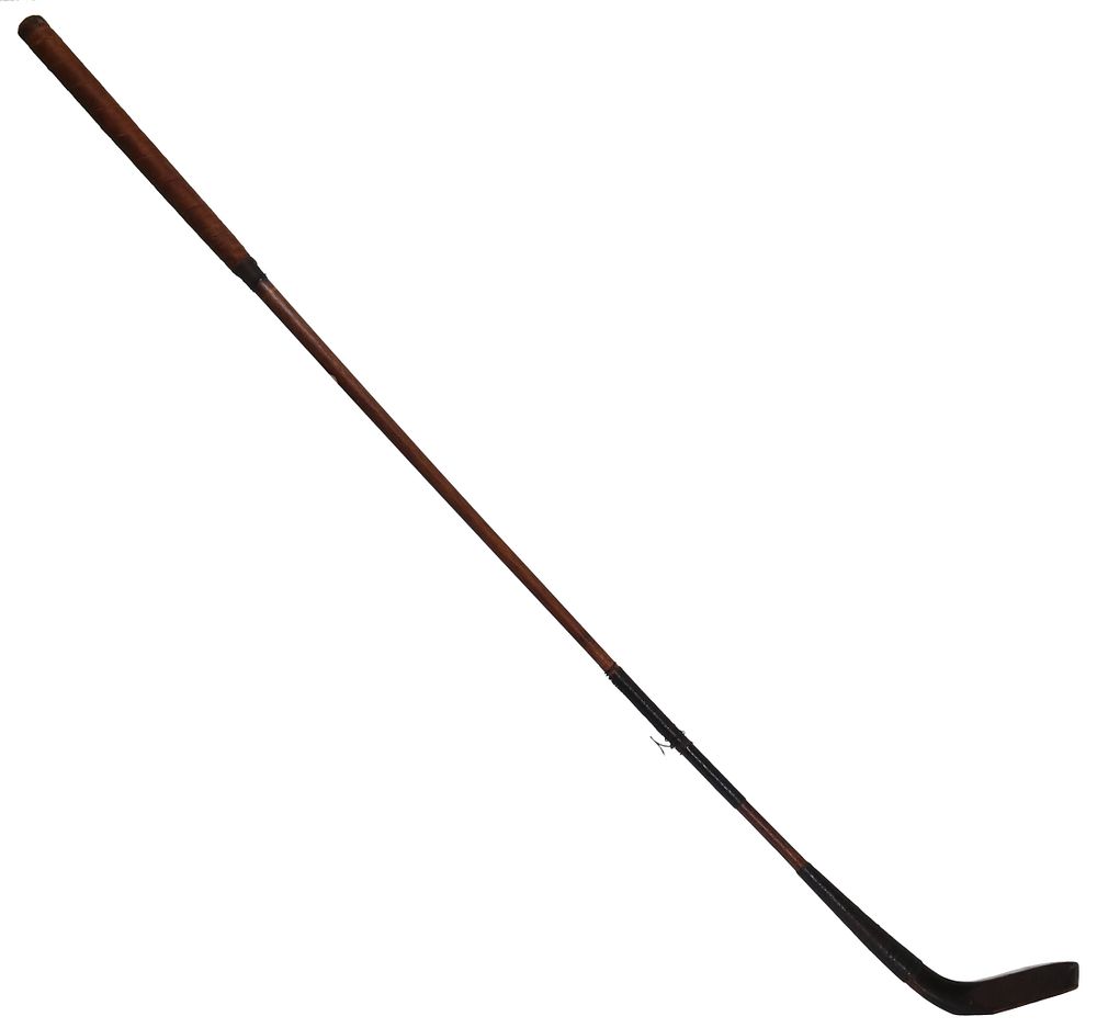 Lot 279: 19th Century McEwan Lefthanded Long-Nosed Hickory Golf Club