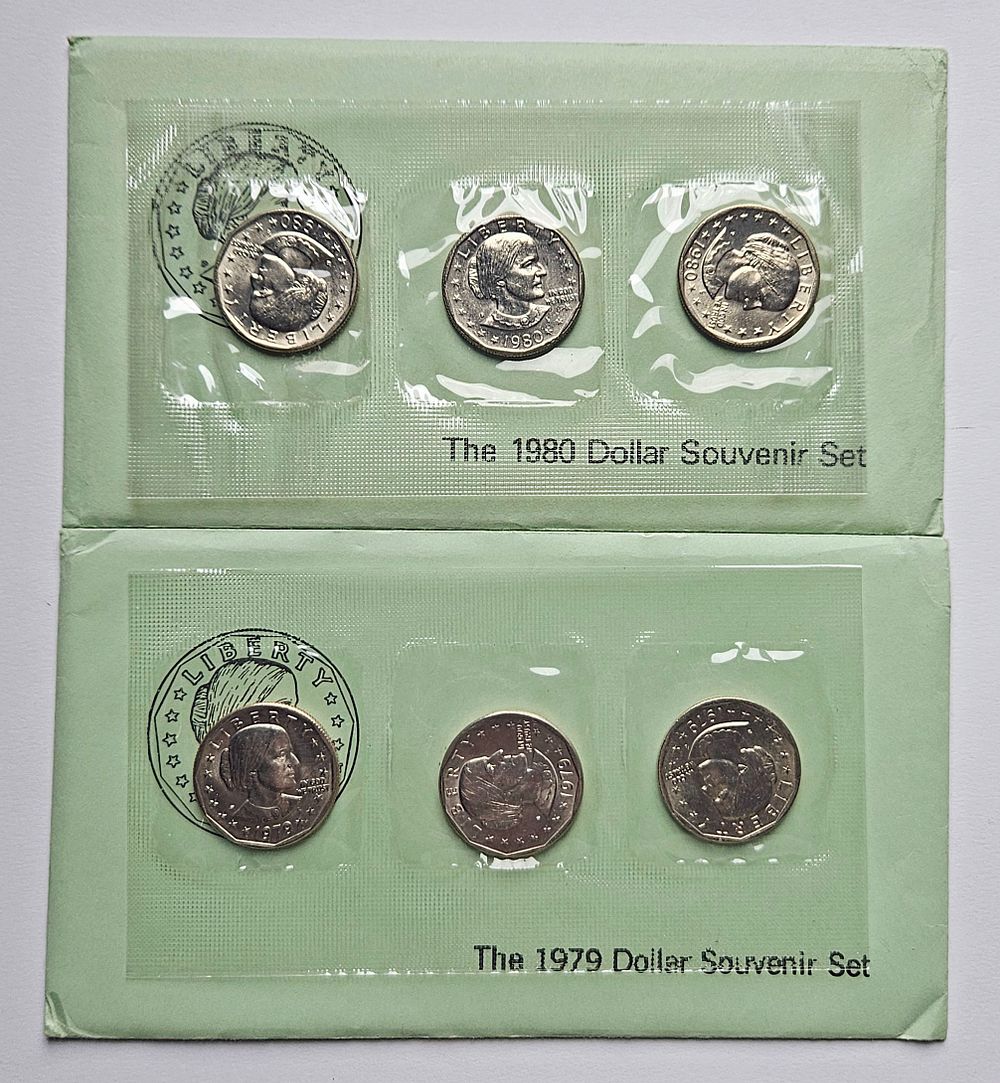Lot 321: 1979 & 1980 Susan B Anthony US Mint Souvenir Dollar Sets