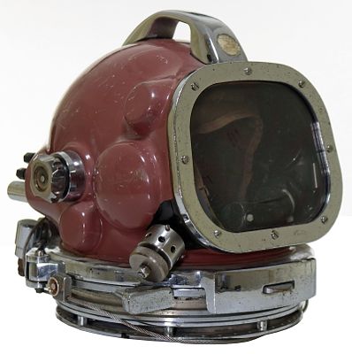 Bob Ratcliffe Oceaneering Gas Rat Hat Diving Helmet. One of the most iconic and historic diving 