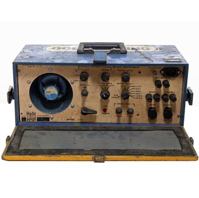 Vintage Helle Model 2216 Divers Comms Box Oceaneering. Fantastic vintage Helle Engineering 