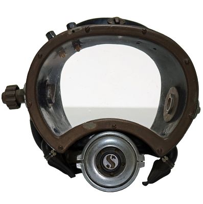 1960s Kirby Morgan MM-3 Style Fiberglass Dive Mask. This fiberglass band mask is in a style used 