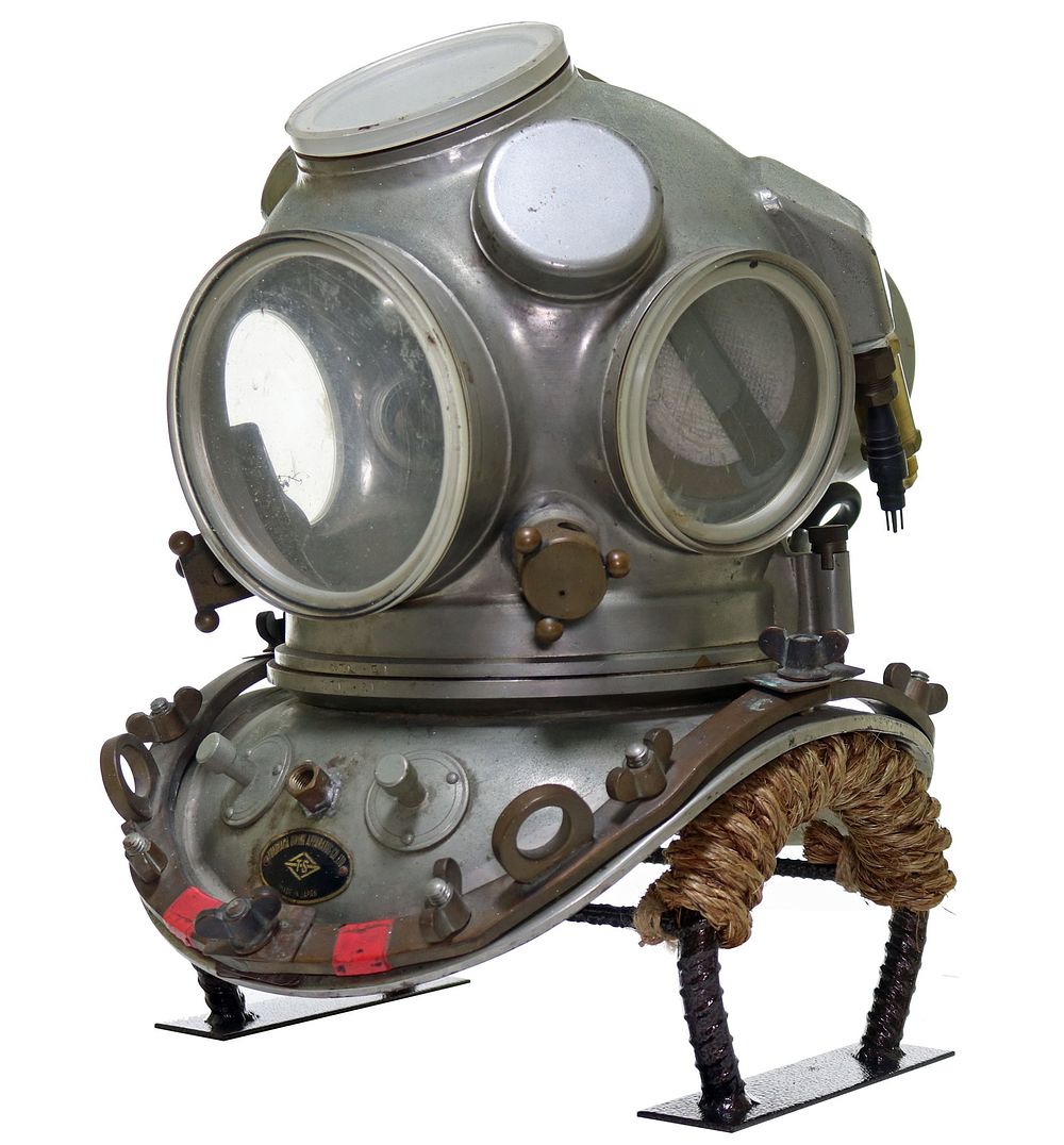 Lot 162: Extreme Deep Diving Yokohama Oil Field Underwater Helium Helmet