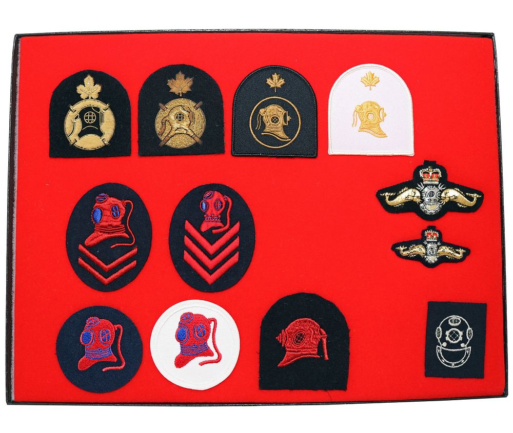 Lot 167: 12 Original Royal Navy Canadian Divers Insignia Patches