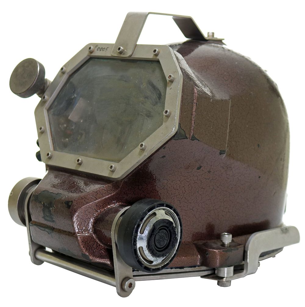 Lot 171: Rare Early Leszek Gorski Diving Helmet Serial #005