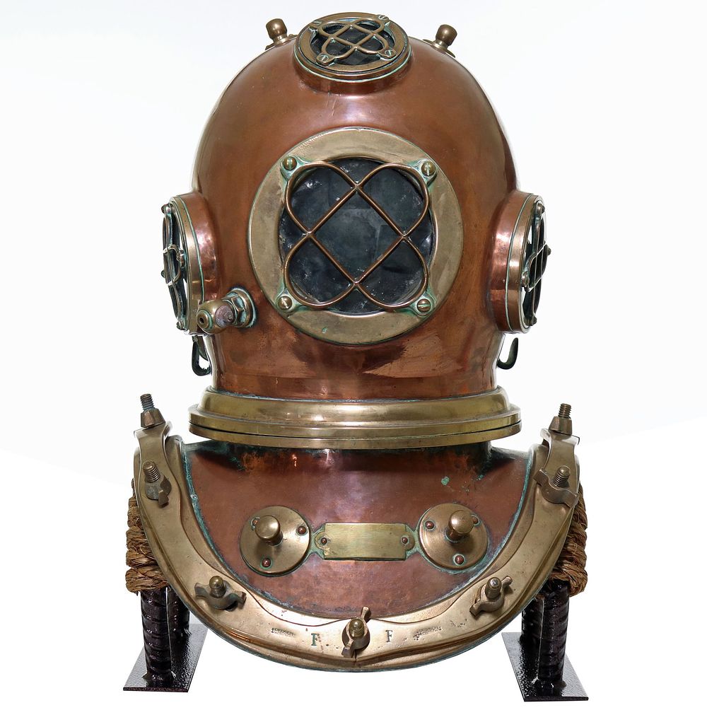 Lot 181: Brazilian Navy Person 12 Bolt Diving Helmet
