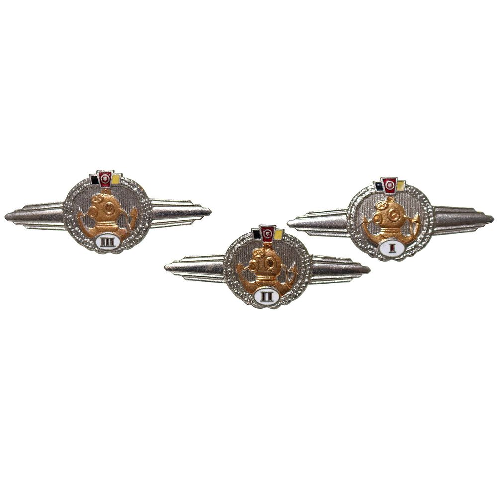 Lot 194: Original Soviet Navy Diving 1st 2nd 3rd Class Pins